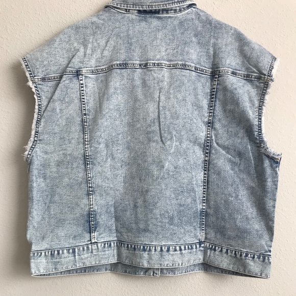 LOGO By Lori Goldstein Extended Shoulder Denim Jacket - Light (sz) a505936 - Picture 4 of 4